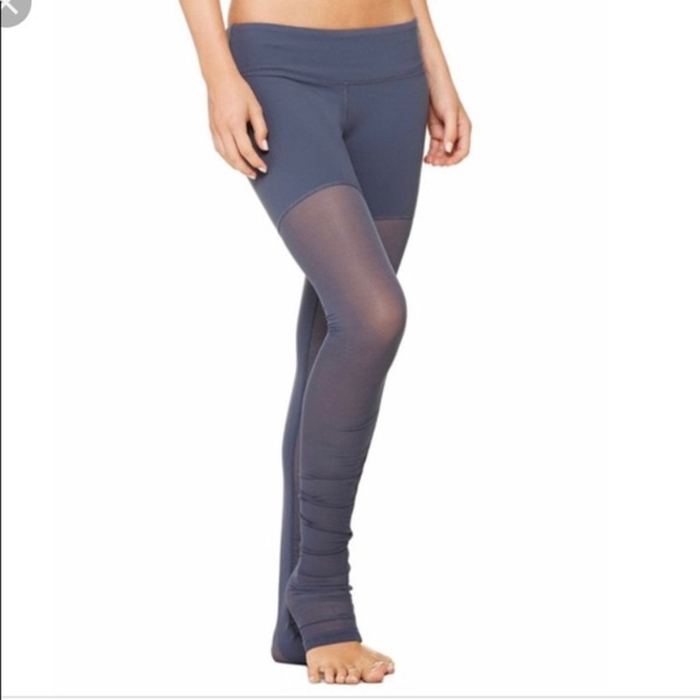 Alo yoga pants